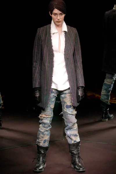 Look 5
